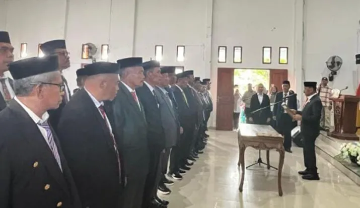 Wabub Muna Barat Lantik 33 Pejabat Eselon II, Berikut Daftarnya