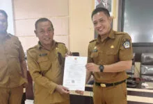 84 PPPK Paruh Waktu Lingkup DPRD Kendari Terima SK, Sekwan Minta Tingkatkan Kualitas