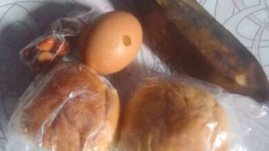 Warga Muna Barat Soroti Menu MBG Berisi Roti, Telur dan Pisang Rebus