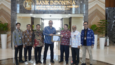 Bank Indonesia Sulawesi Tenggara Terima Penghargaan "Mitra Genting"