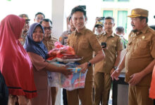 155 Rumah Rusak Akibat Puting Beliung, Bupati Konawe Utara Pastikan Bantuan Tepat Sasaran