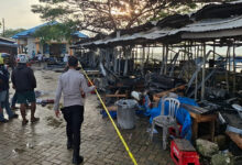 20 Unit Kios di Pelabuhan Nusantara Raha Hangus Dilalap Api