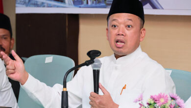 Serahkan 13 Sertipikat di Banten, Menteri ATR/Kepala BPN Ajak Organisasi Keagamaan “Keroyok” Percepatan Sertifikasi Tanah Wakaf