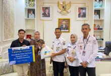 Taspen Kendari Salurkan 100 Paket Sembako untuk ASN Golongan I dan II