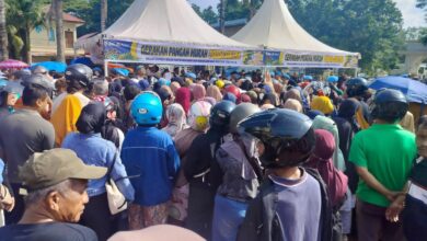 Pasar Murah di Polda Sultra Diserbu Warga