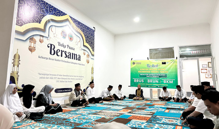 Pererat Hubungan Antar Keluarga, Ikawati BPN Muna Barat Ikut Berbuka Puasa Bersama
