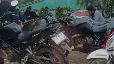 Belasan Motor Thunder Modifikasi Antre BBM Subsidi di SPBU Motaha, Warga Geram
