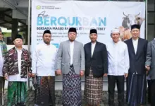 Jadi Khatib Iduladha, Menteri Nusron Sampaikan Pesan untuk “Sembelih” Ego dan Keserakahan