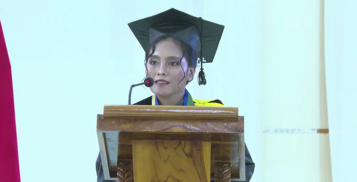 UHO Kukuhkan 749 Wisudawan, Lulusan Sastra Inggris Raih Predikat Terbaik Universitas