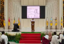 Kuliah Umum di UHO, Mentan Amran Dorong Kampus Jadi Motor Inovasi Pertanian