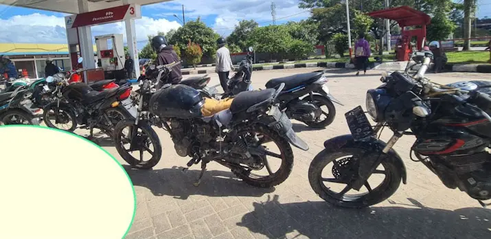 Antrean Motor Thunder di SPBU Ranomeeto Dikeluhkan Warga, Hiswana Migas Sultra Siap Ambil Tindakan