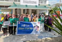 Peringati Hari Kependudukan Sedunia, BKKBN Sultra dan Alfamidi Bantu 25 Keluarga Berisiko Stunting