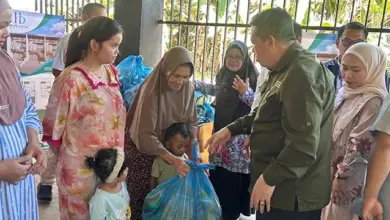 100 Keluarga Berisiko Stunting di Puuwatu Terima Bantuan Genting dari BKKBN Sultra