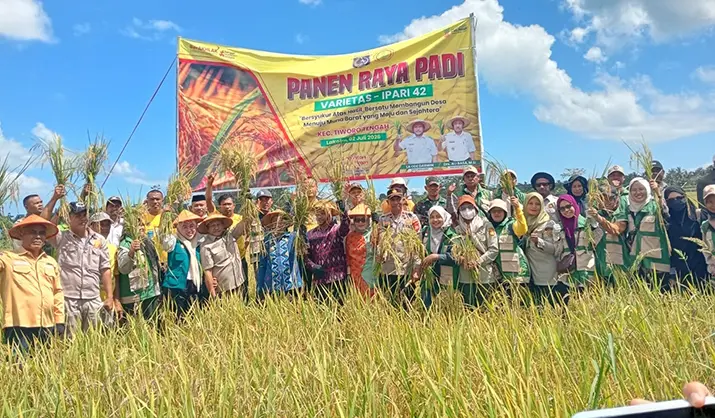 Pemda Muna Barat Fokus Perbaikan Fasilitas Pertanian dan Peningkatan Kesuburan Tanah
