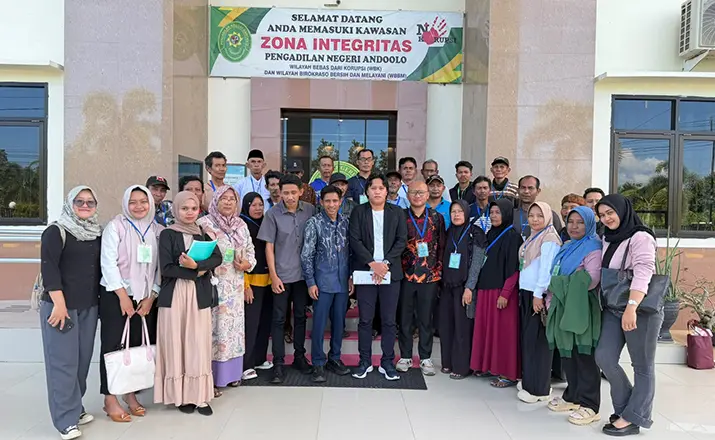 Tanah Digusur, Puluhan Petani Bersama Walhi Resmi Gugat PT Merbau dan Bupati Konsel