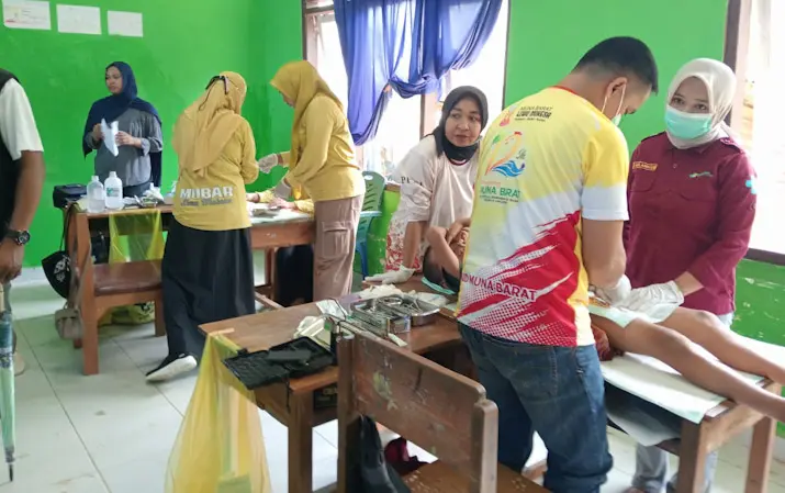 Peringati HUT ke-12 Tahun, Pemkab Muna Barat Gelar CKG dan Sunatan Massal Gratis