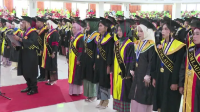 FEB Jadi Penyumbang Lulusan Terbanyak di Wisuda UHO, Capai 155 Orang