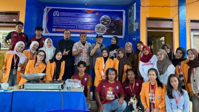 KKN Tematik UHO Hadirkan Penguatan Kewirausahaan Produk Perikanan Masyarakat Puday