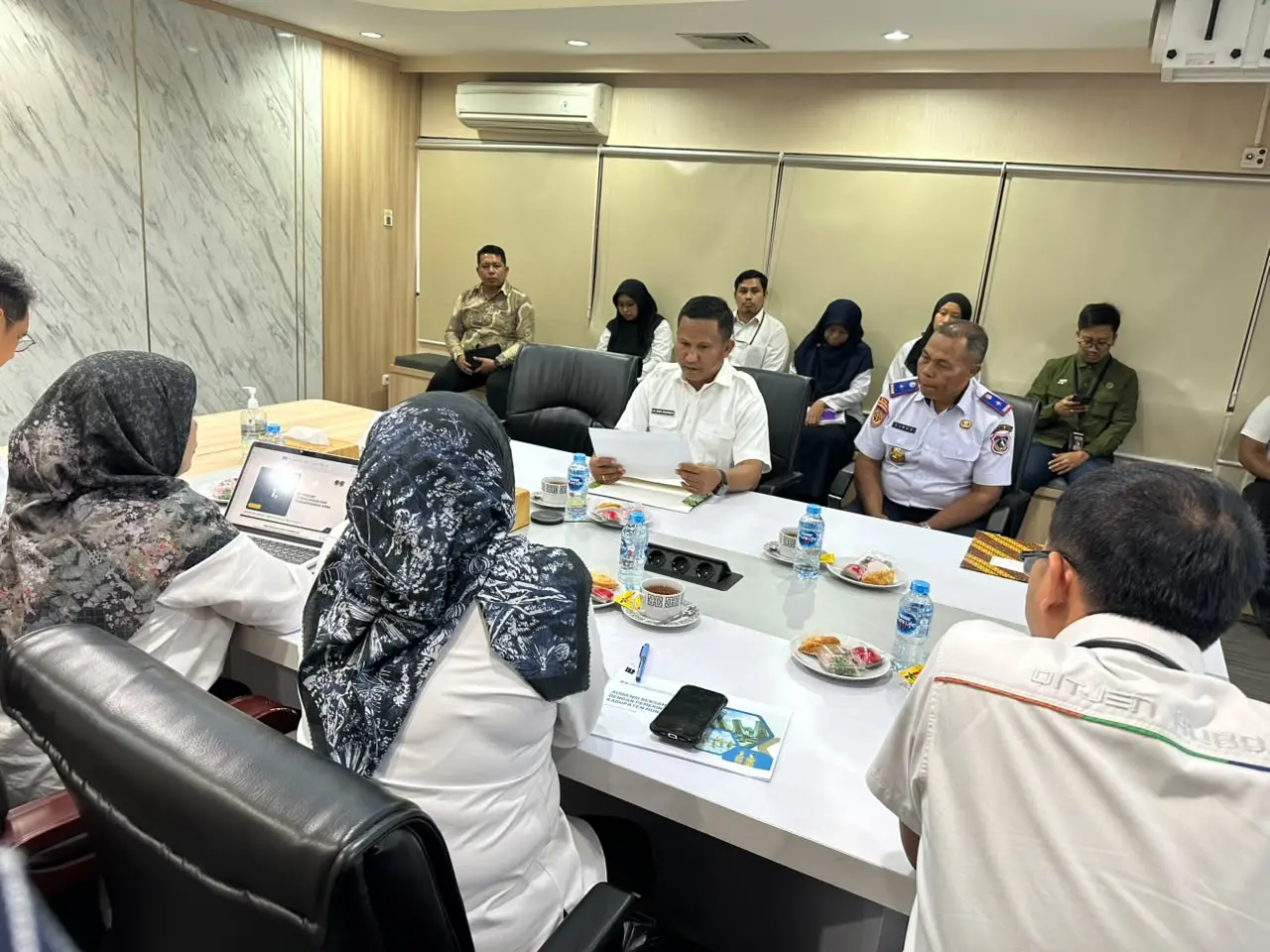 Perkuat Konektivitas yang Tumbuh, Bupati Muna Barat Audiensi dengan Ditjen Perhubungan Darat Kemenhub RI