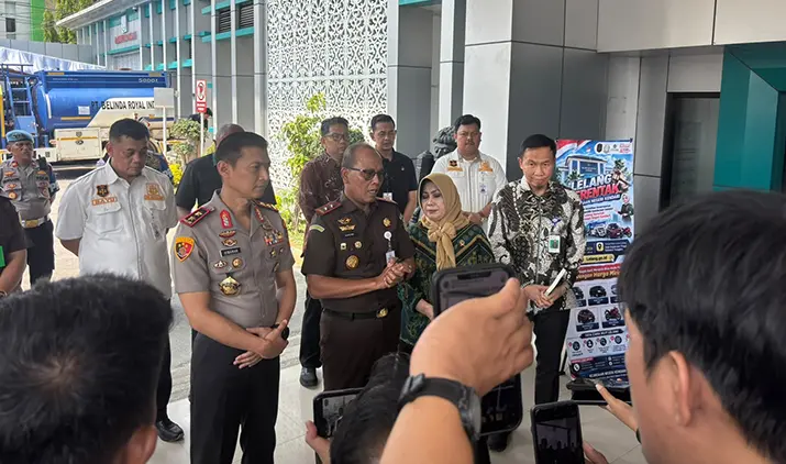 Kejati dan Polda Sultra Lelang Berang Rampasan Negara, Ada Tumpukan Ore Nikel hingga Mobil BBM Industri