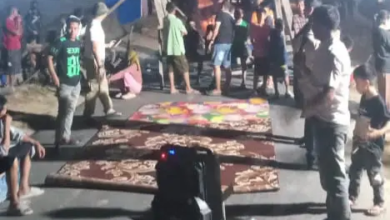 Jadwal Pilkades Ditunda, Warga Desa Puao Konsel Blokade Jalan hingga Lalu Lintas Lumpuh